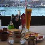 Venezia 2* Chania (Crete)