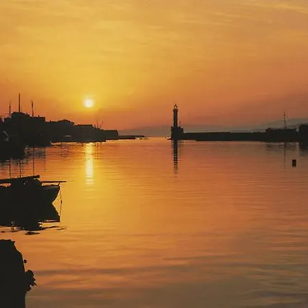 Venezia 2* חאניה
