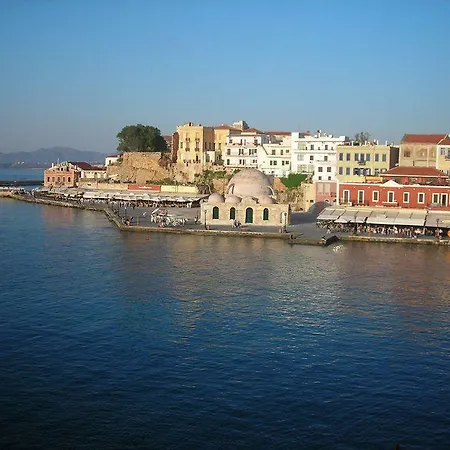 Venezia 2* خانيا